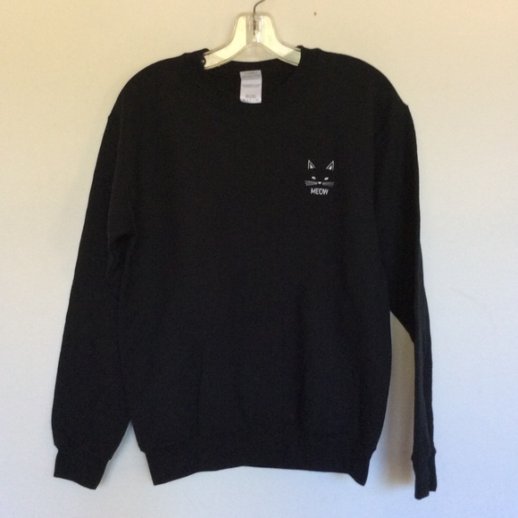 Black Cat Embroidered Sweatshirt - Picture 2 of 2